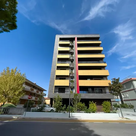 Trilocale Di Nuova Costruzione Con Garage Apartmán *